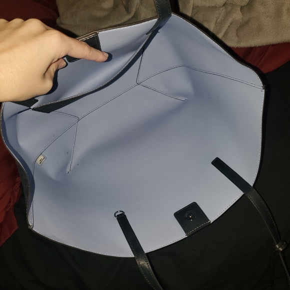 Michael Kors - Picture 2 of 3